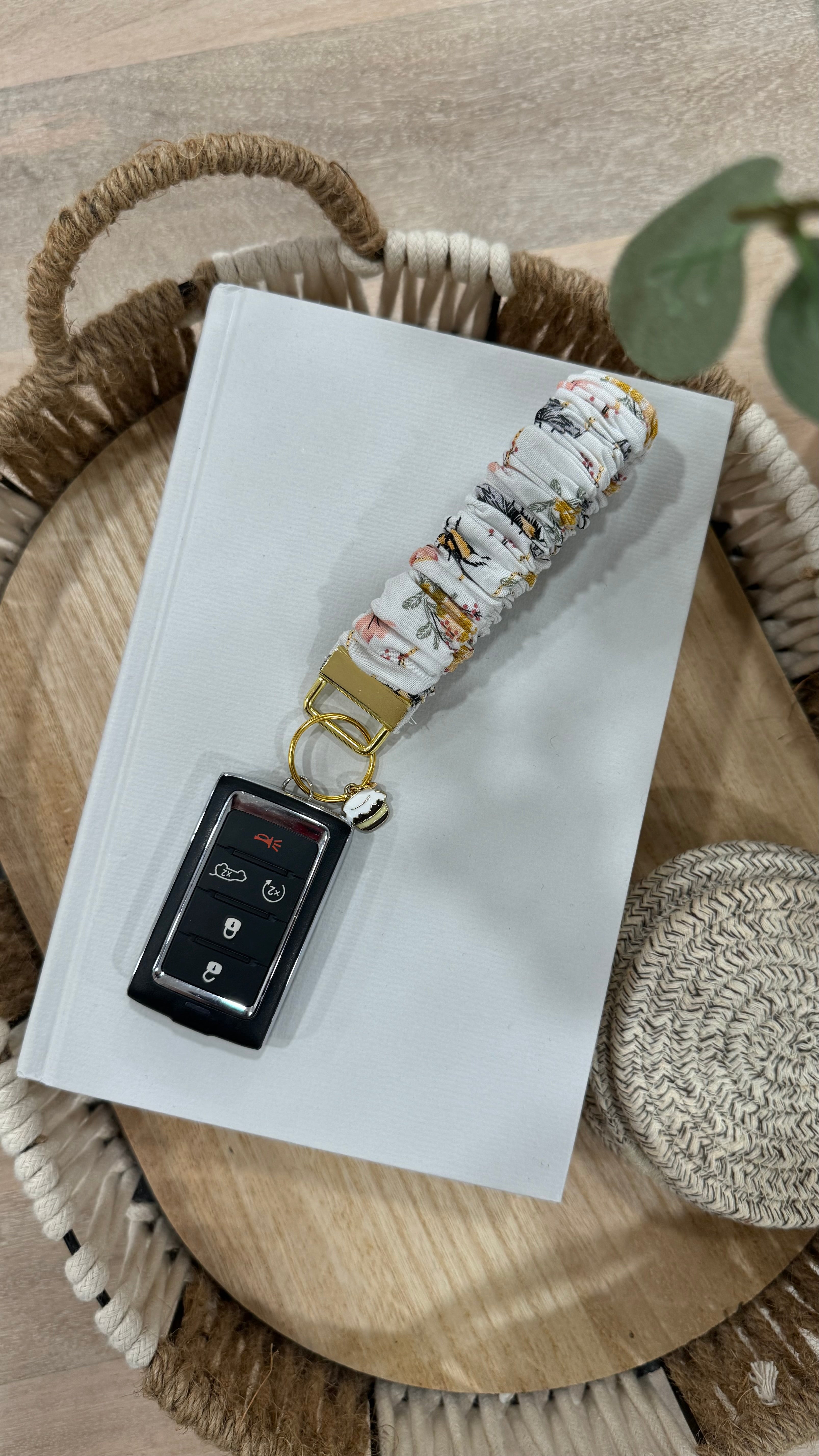 Honey Bee Wristlet