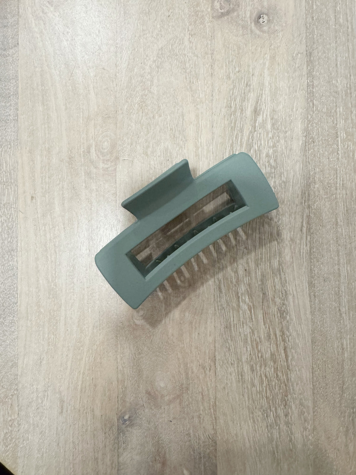Green Lover Claw Clip