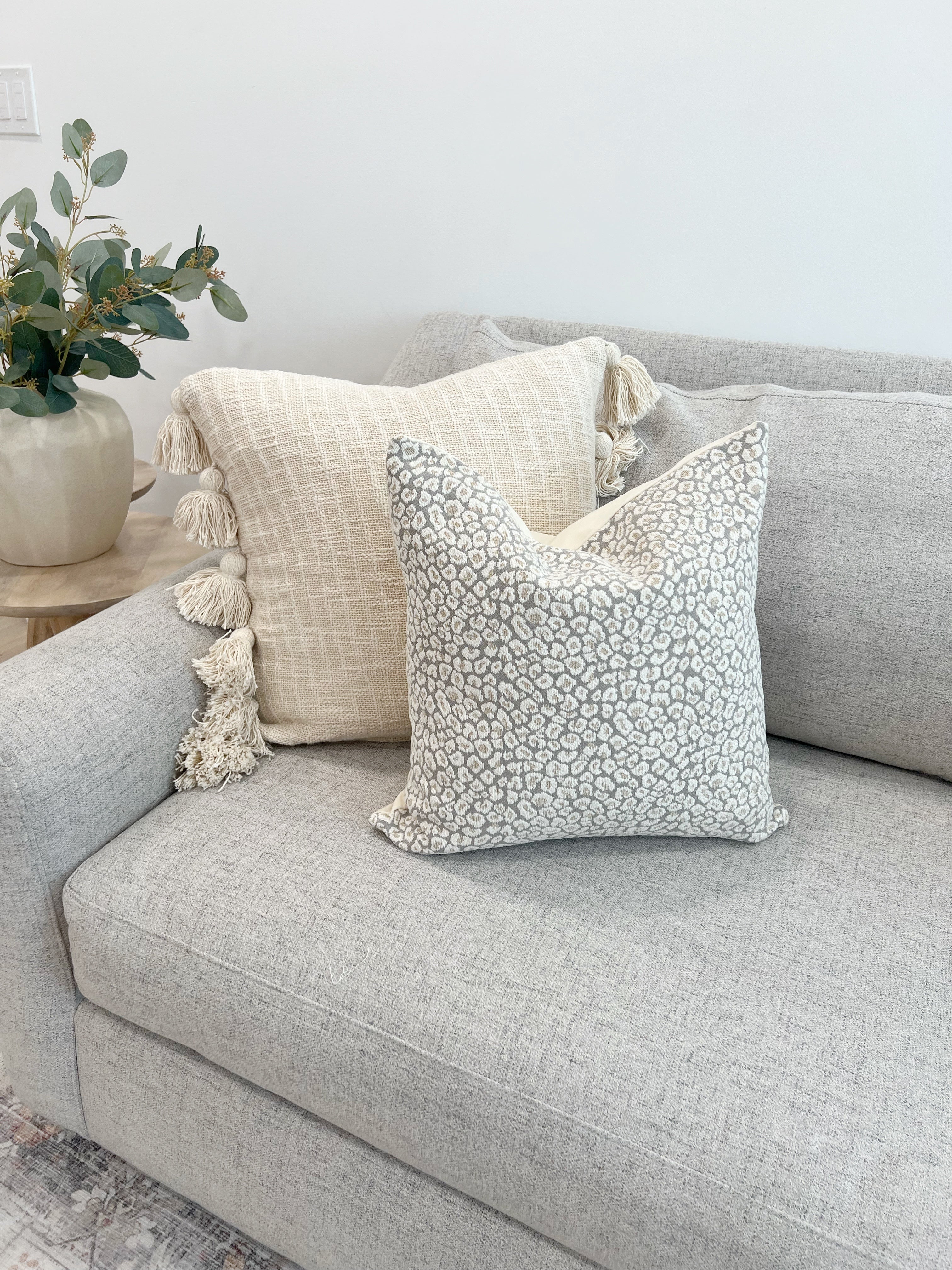 ARIA PILLOW COVER
